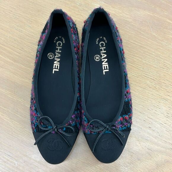 Chanel Tweed  Flats Size 37 / Like New - Picture 1 of 7